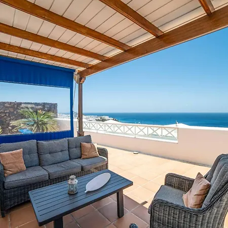 Summer Villa *